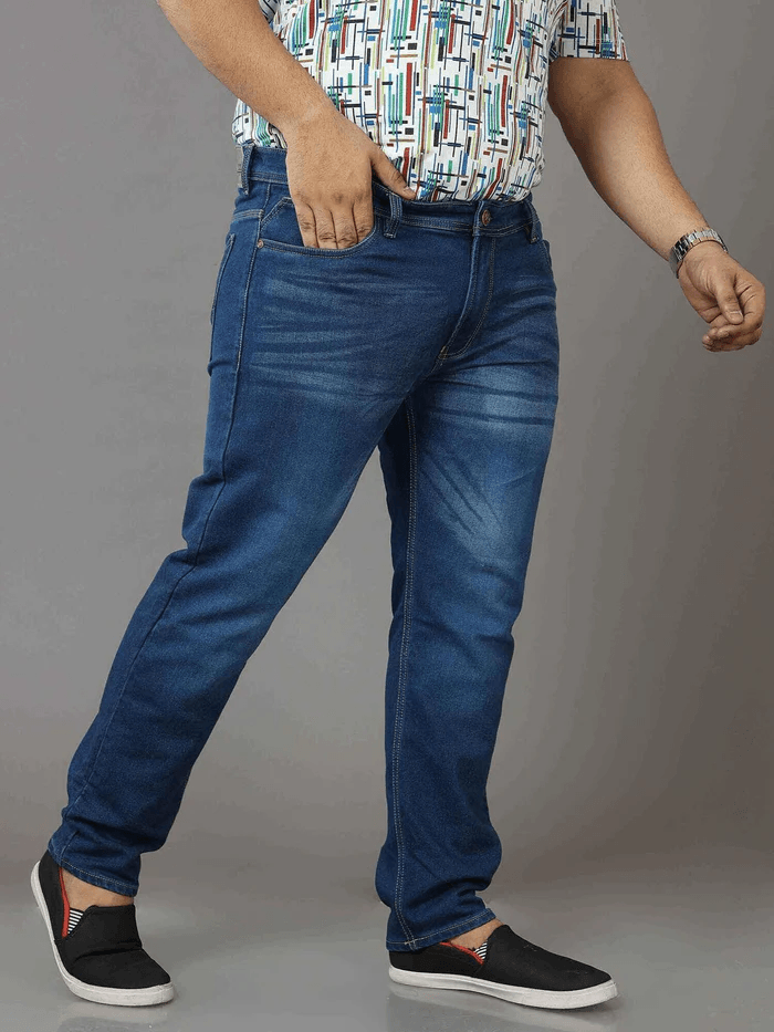 Finding the Perfect Fit: A Guide to Plus Size Jeans - Guniaa Fashions