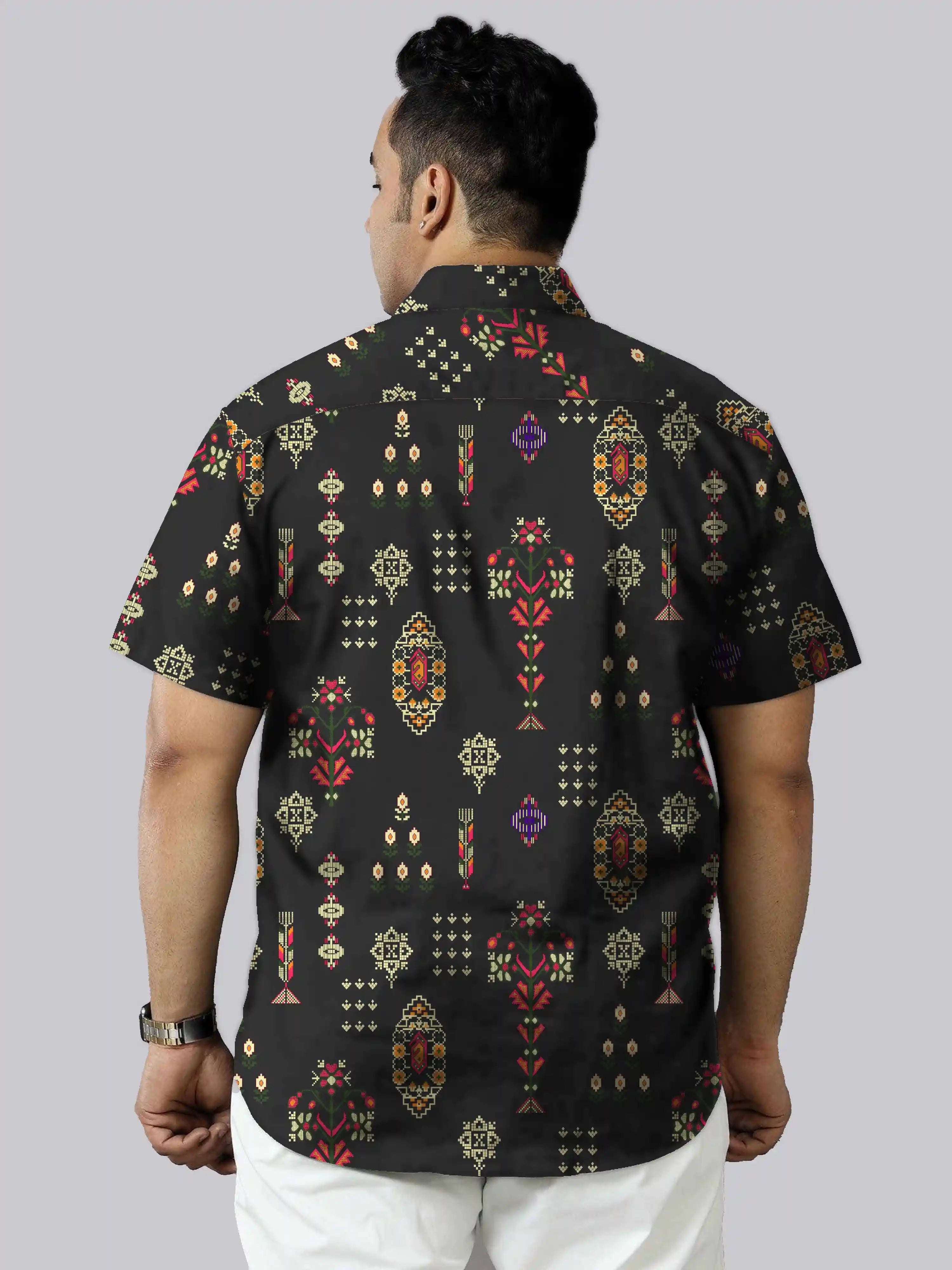Elegant Paisleys Digital Printed Men Plus Size Half Sleeve Shirt