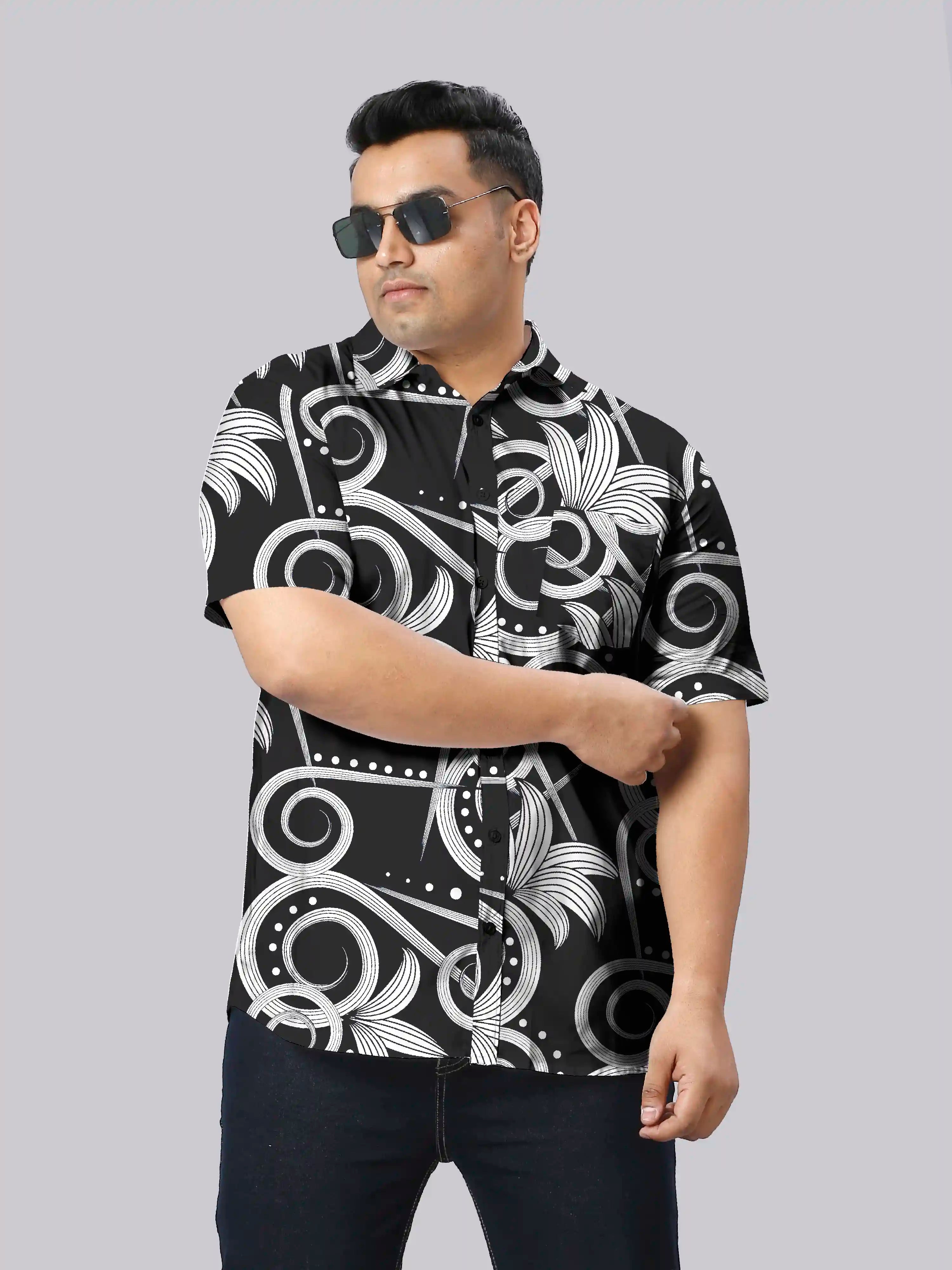 Swirling Lines Digital Printed Men Plus Size Half Sleeve Shirt