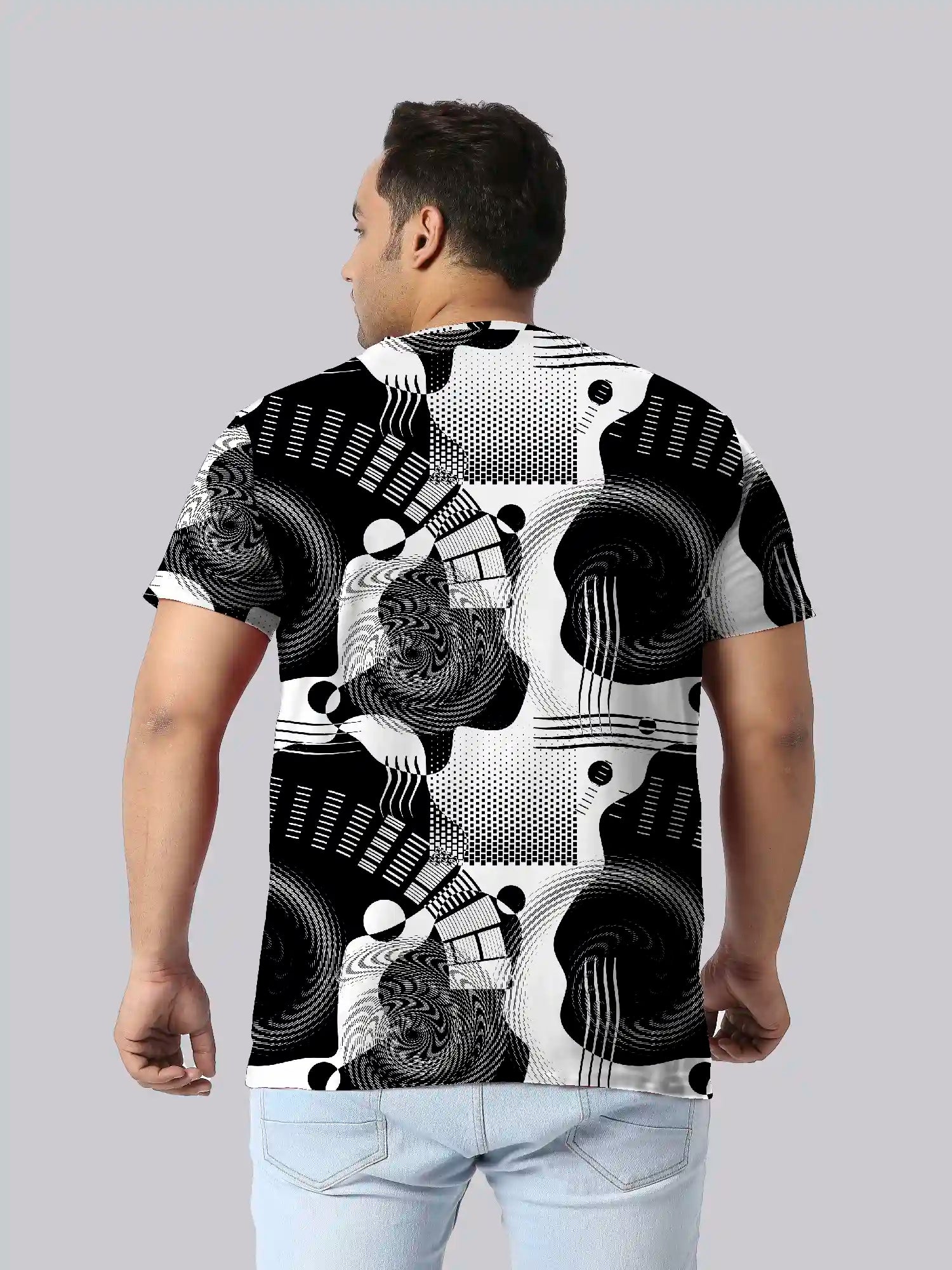Contemporary Abstract Digital Printed Plus Size T-Shirt