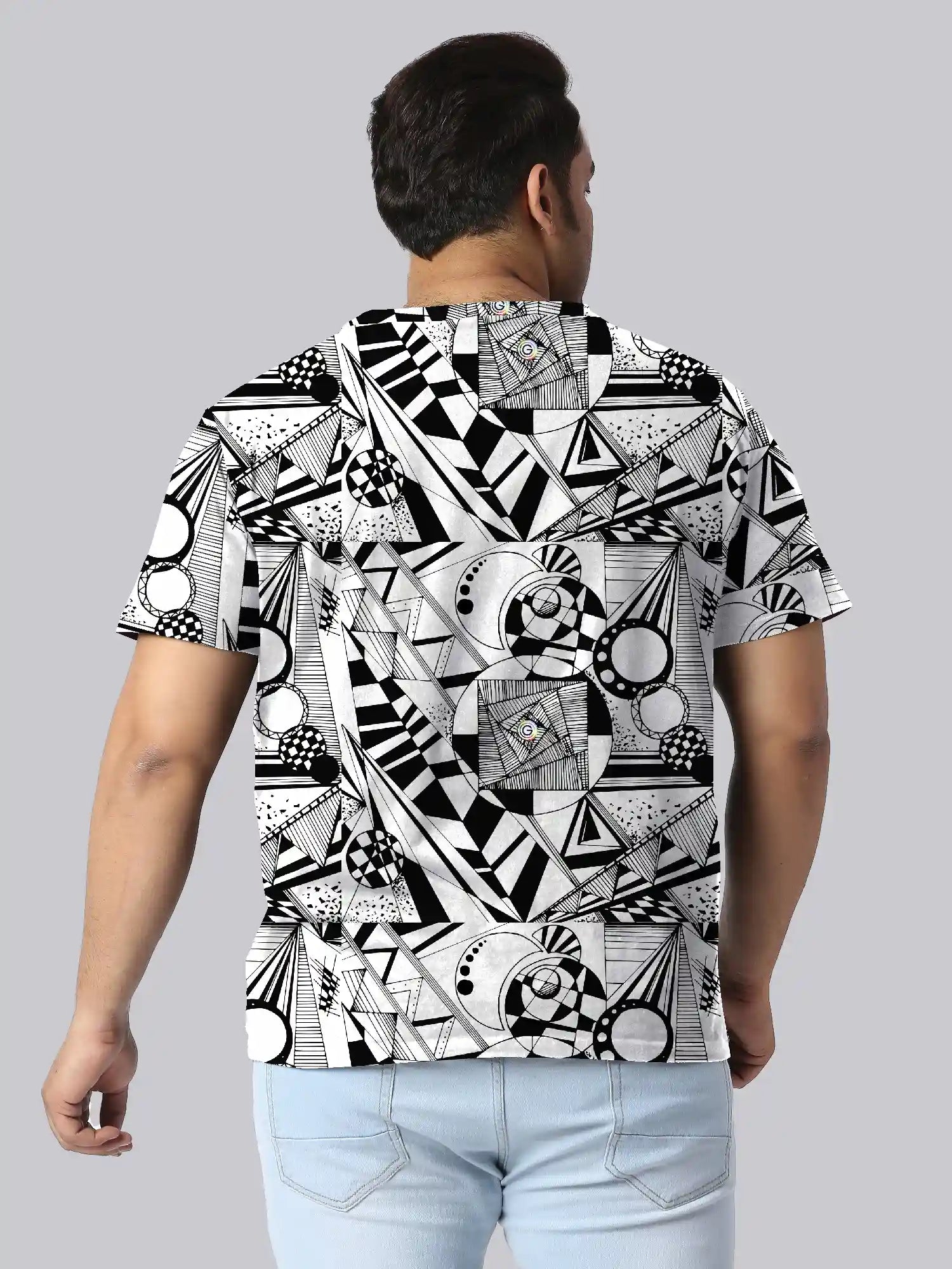 Geometric Forms Digital Printed Plus Size T-Shirt