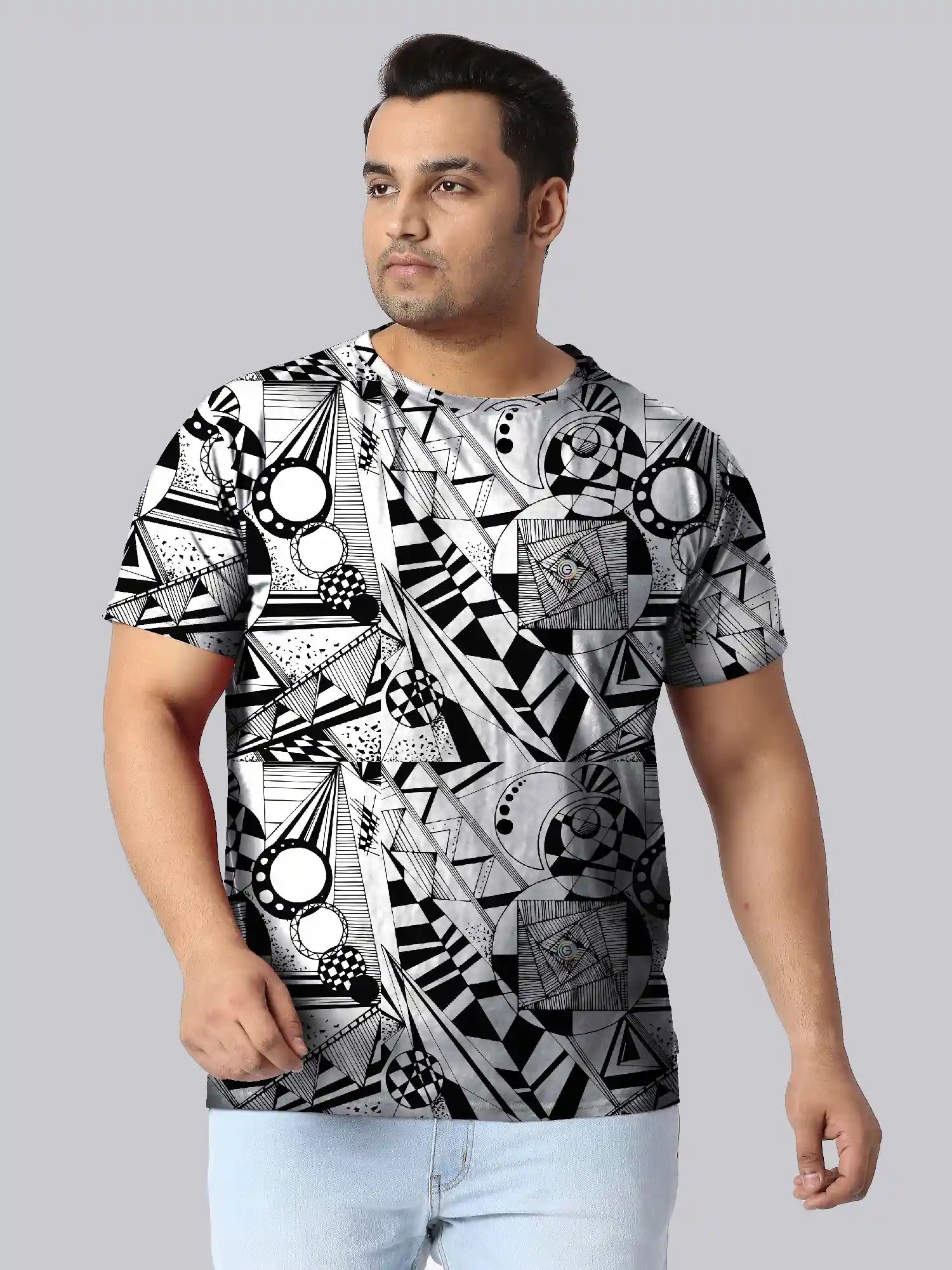Geometric Forms Digital Printed Plus Size T-Shirt