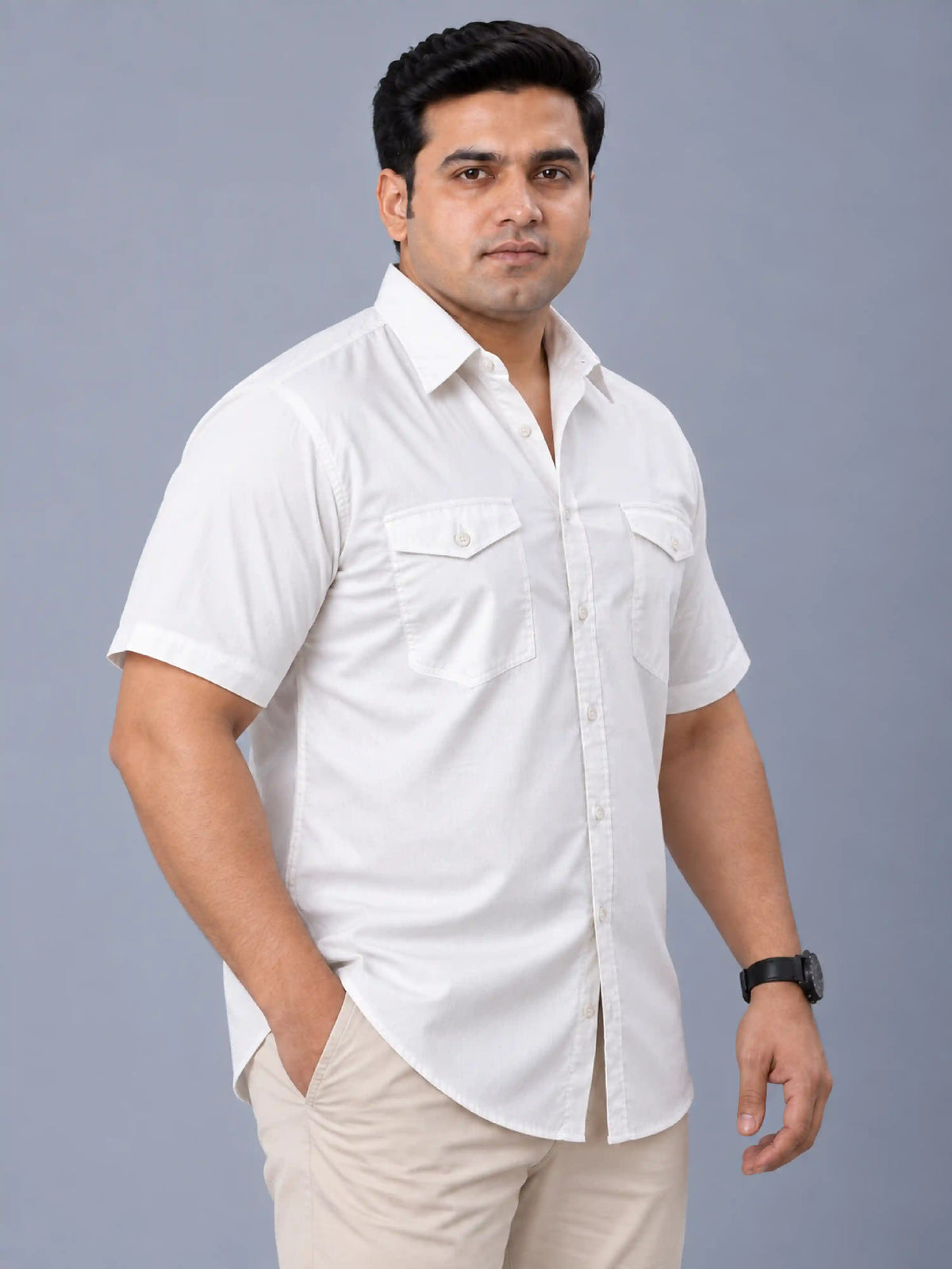 White Solid Pure Cotton Men's Plus Size Double Pocket Half Sleeve Shirt