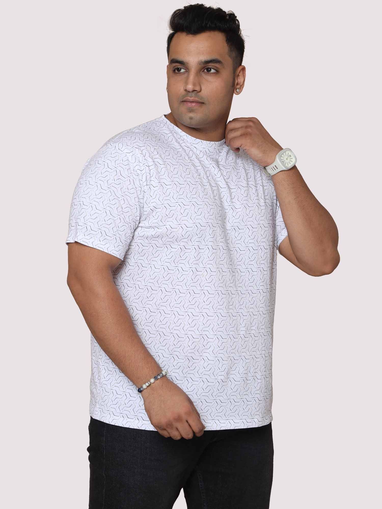Men Plus Size Abstract Geometric Pattern Digital Printed Round Neck T-shirt - Guniaa Fashions