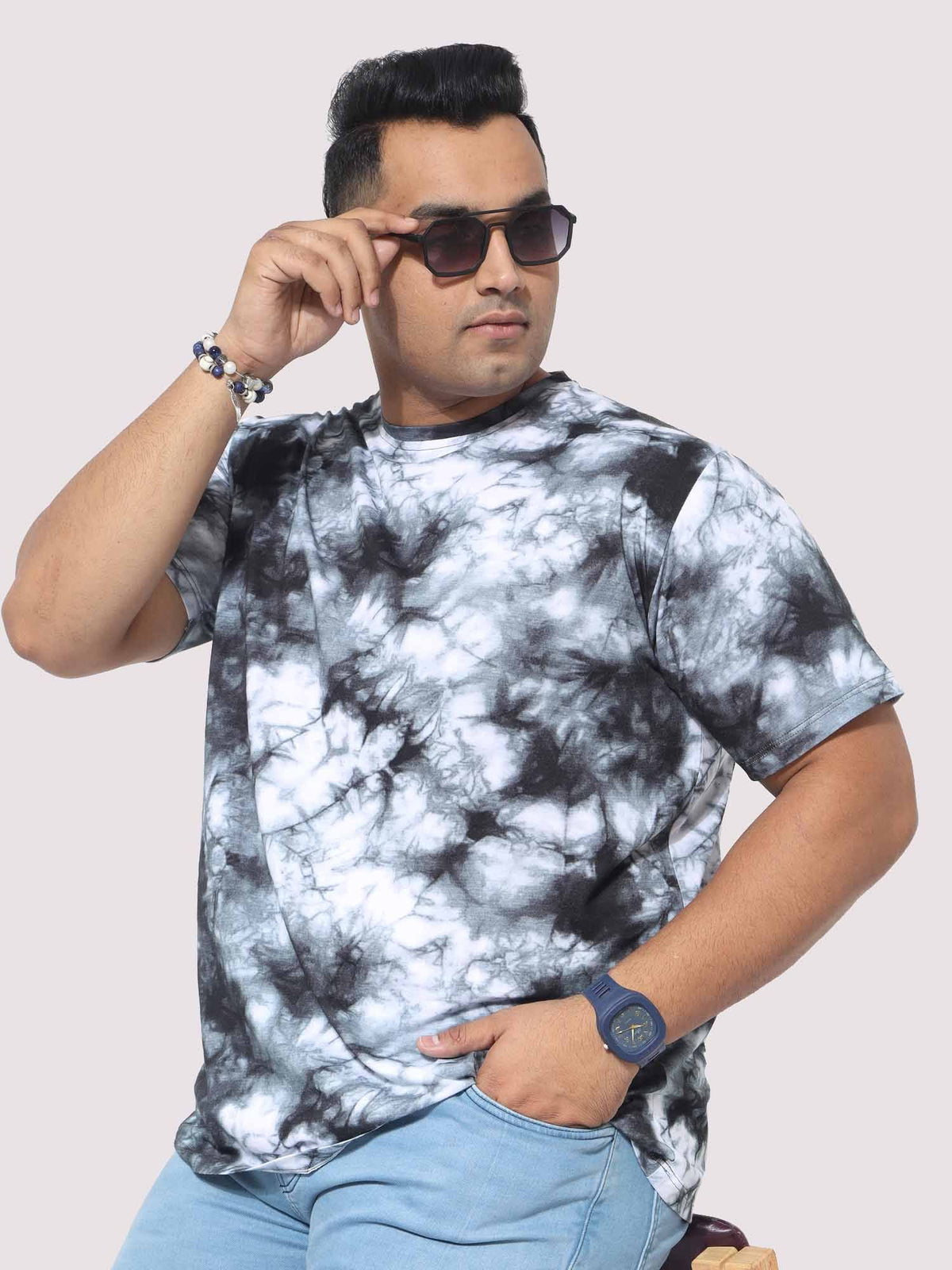 Men Plus Size Grey Tie Dye Texture Digital Printed Round Neck T-Shirt - Guniaa Fashions