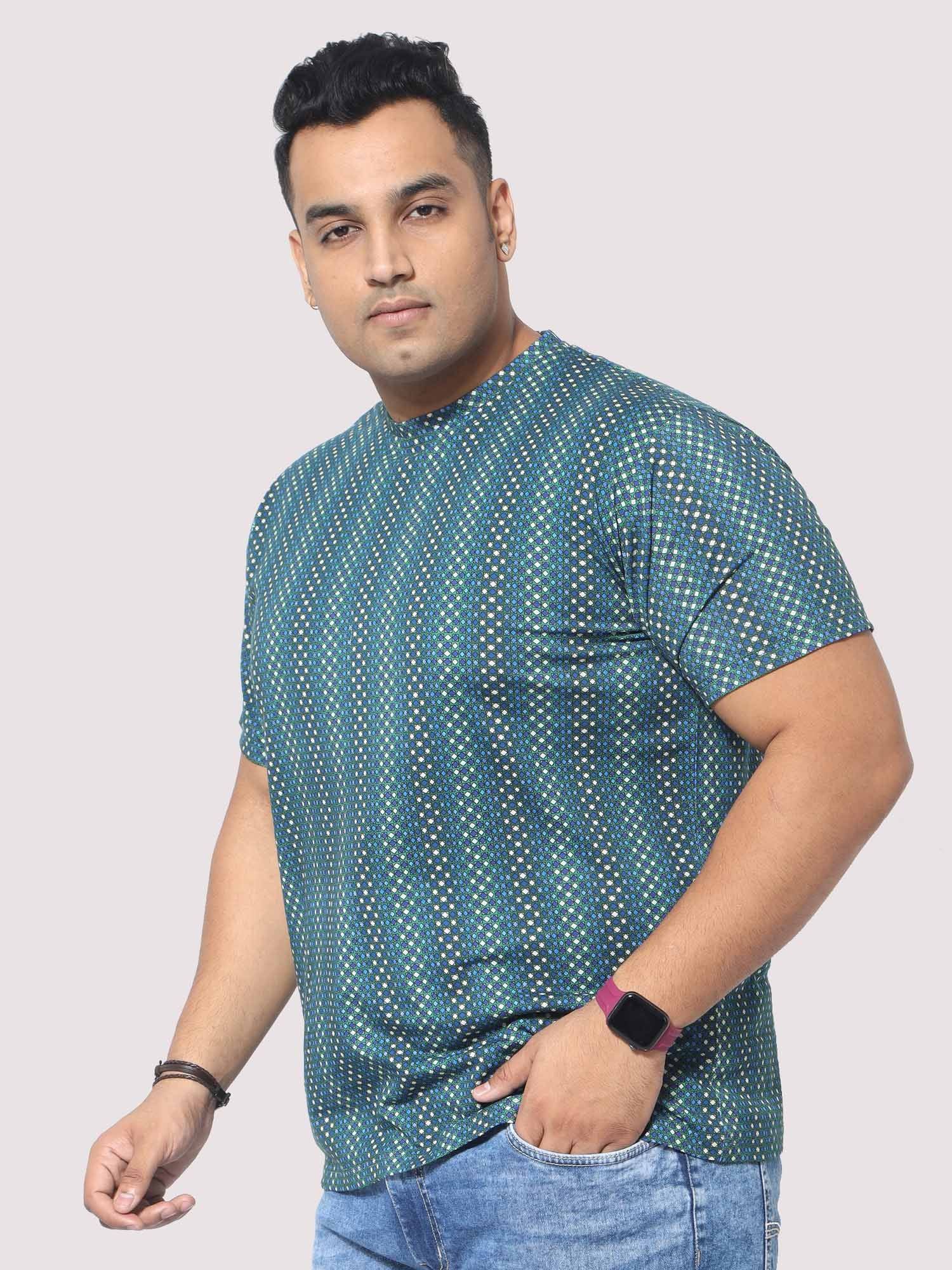 Men Plus Size Matrix Digital Printed Round Neck T-Shirt - Guniaa Fashions