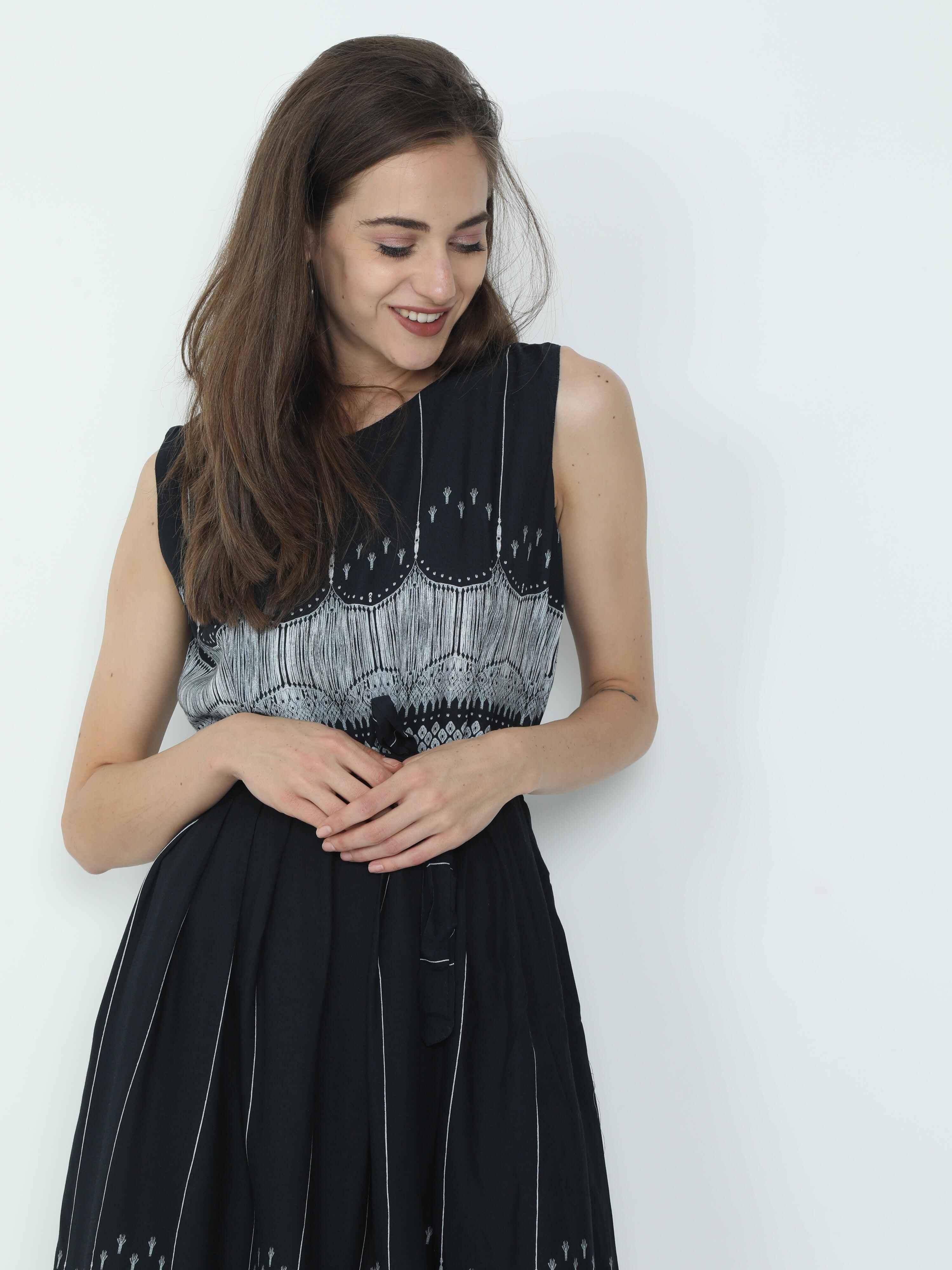 Floral Print Knee Length Dress