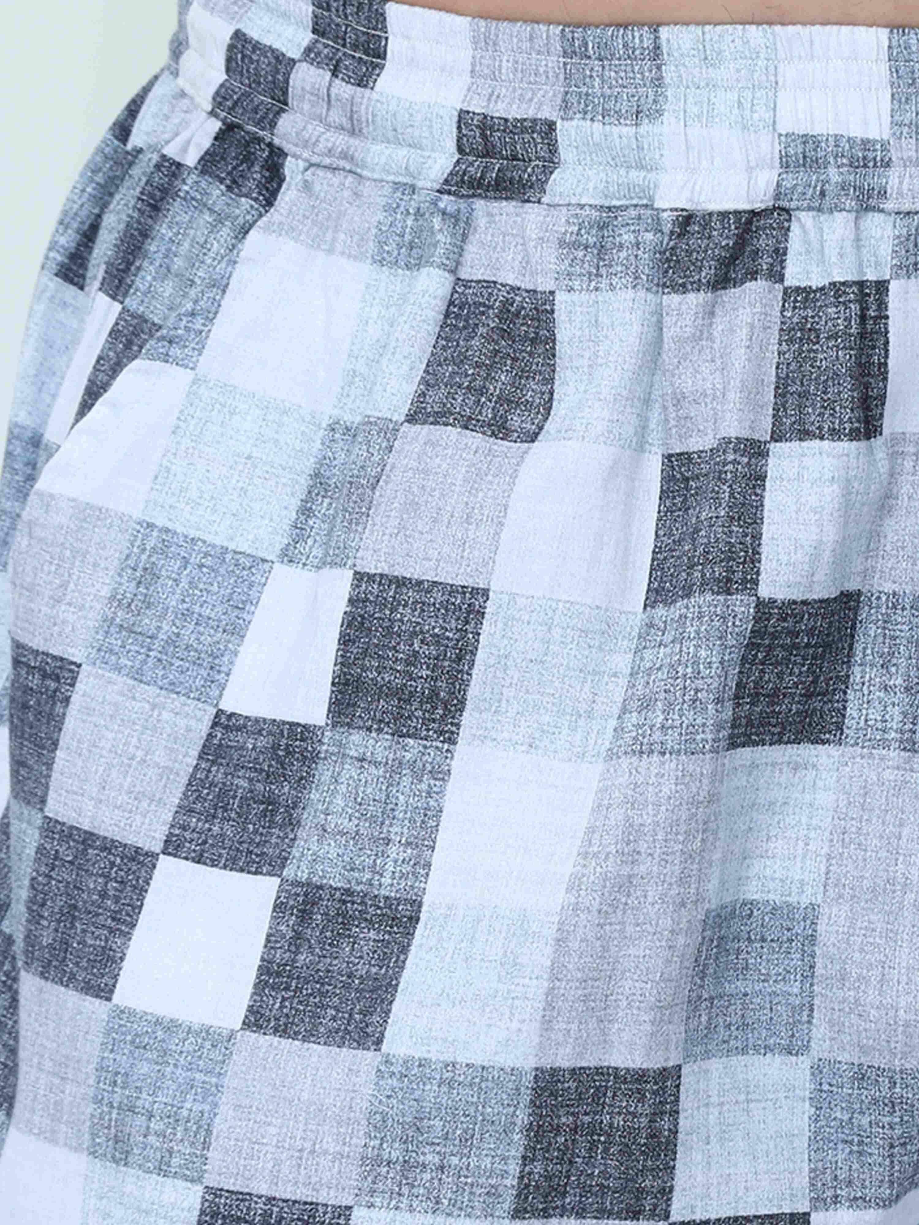 GUNIAA MEN'S CHESS PRINTED FULL PANT