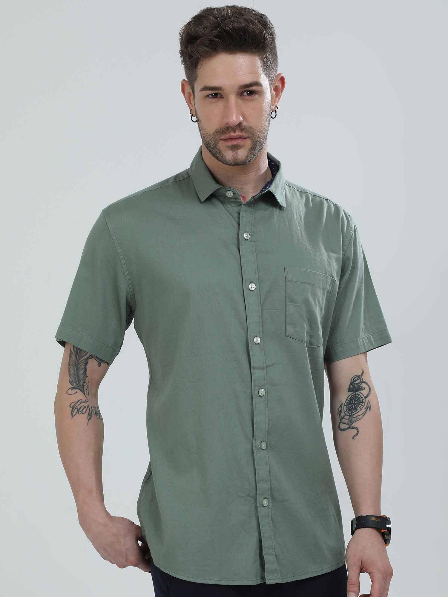Hunter Green Solid Half Sleeve Shirt