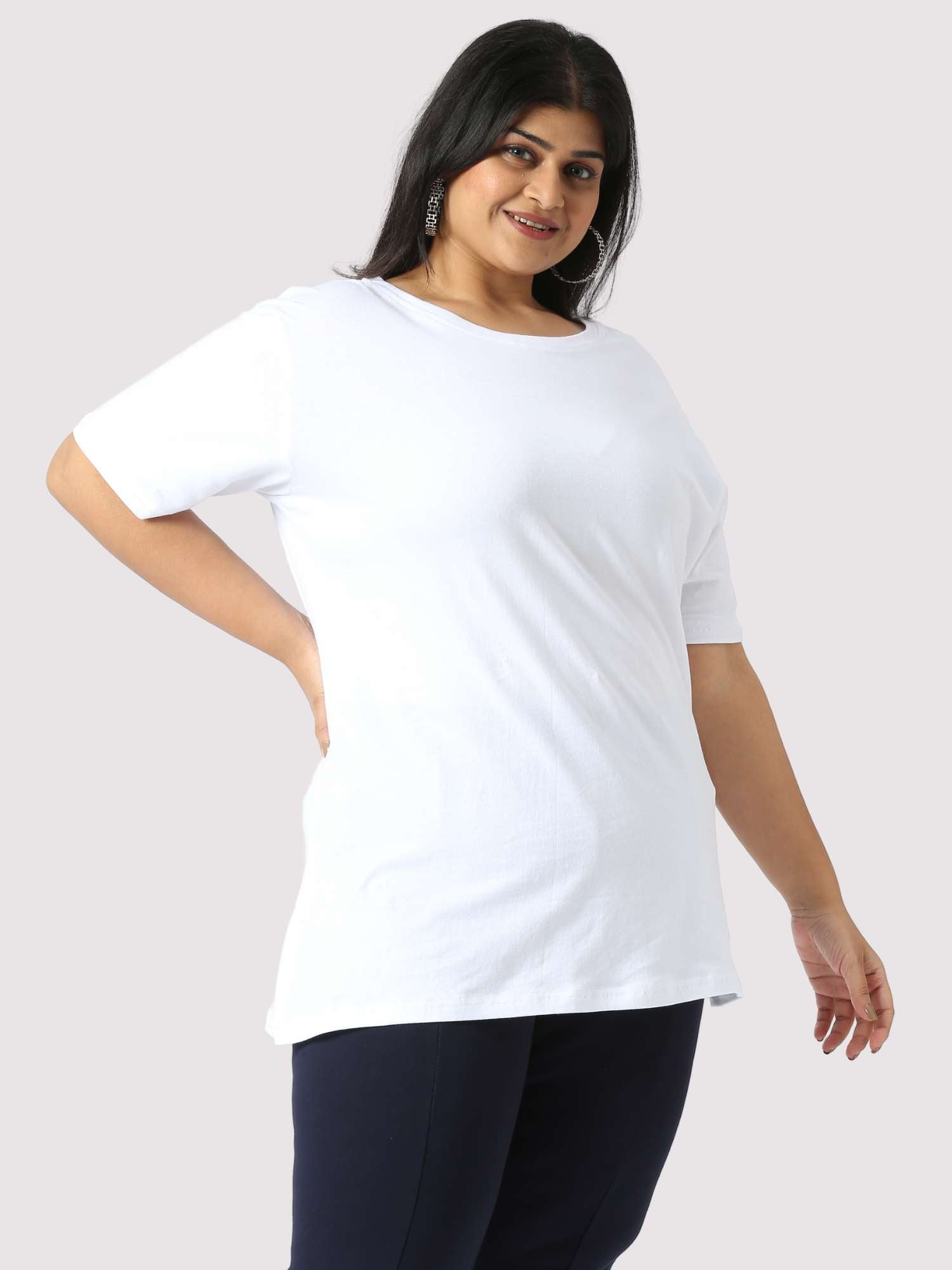 Snow White Round Neck T-Shirt Women's Plus Size