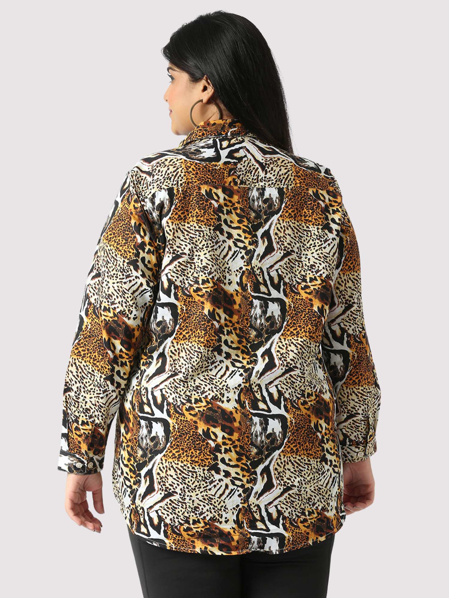 Cheetah Digital Printed Women's Plus Size Short Shirt