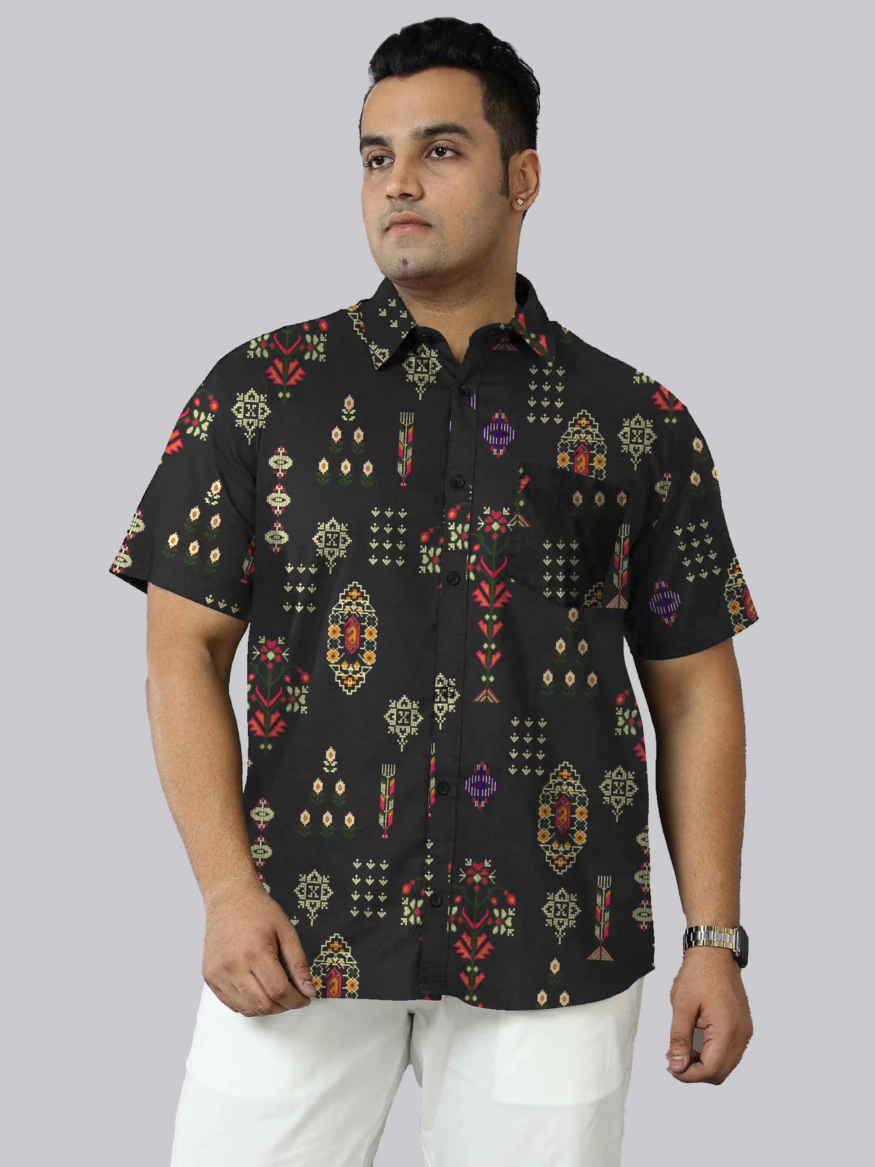 Elegant Paisleys Digital Printed  Men Plus Size Half Sleeve Shirt