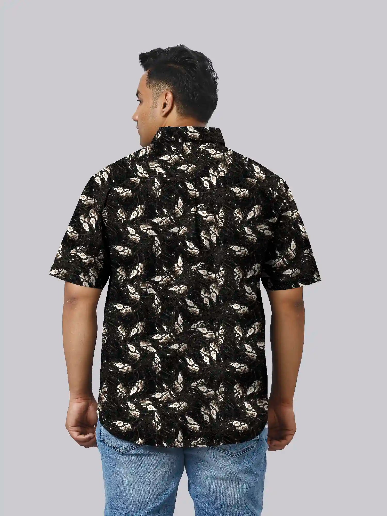 Snake Skin Printed Men's Plus Size Half Sleeve Shirt