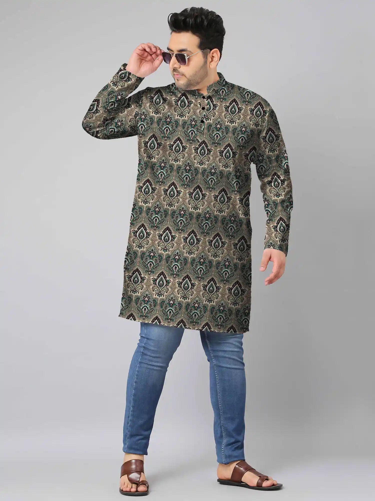 Curved Abstract Figures Digital Printed Plus Size Kurta