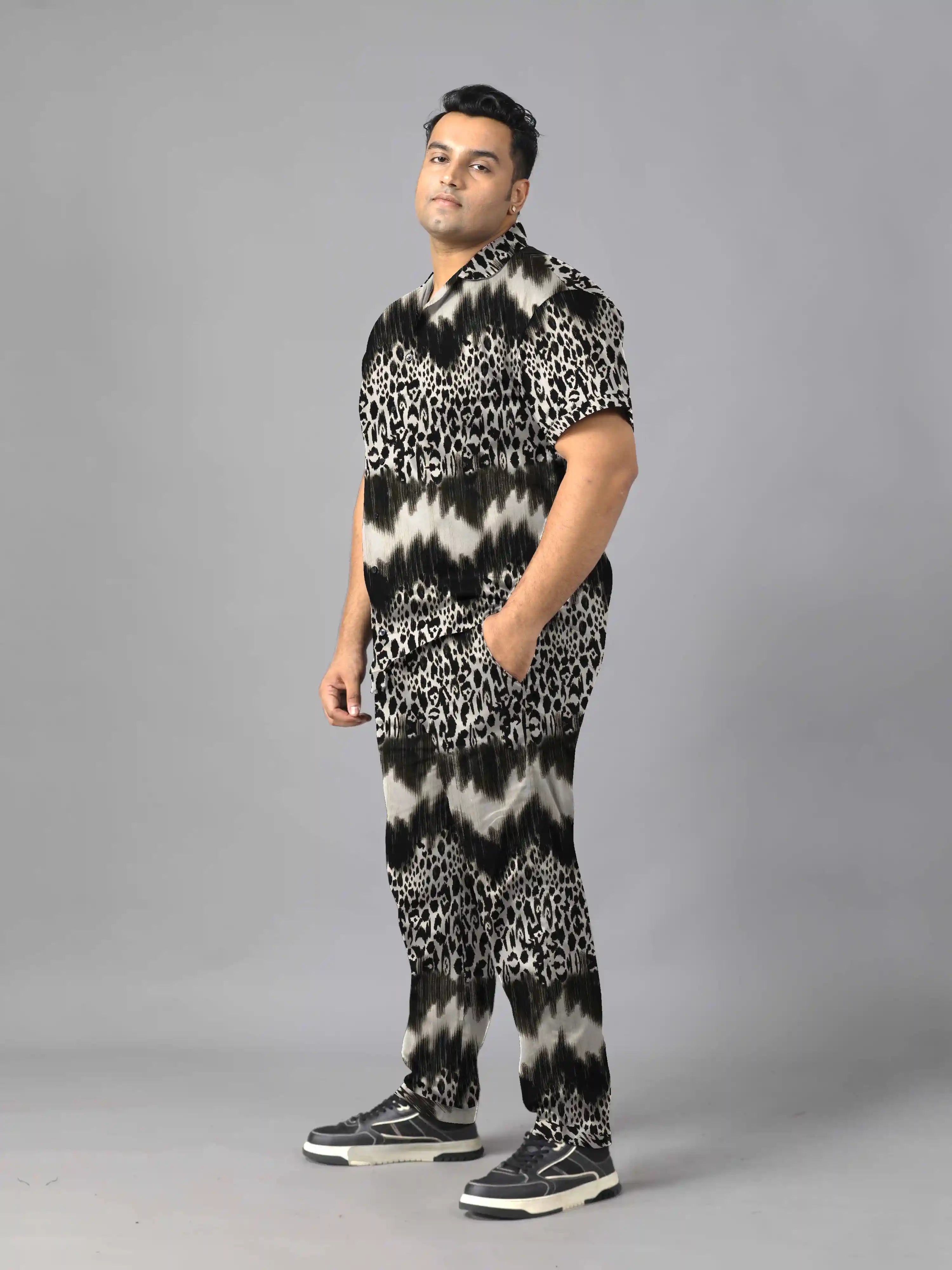 Stripe Tiger Skin Plus Size Men’s Full Co-ord Set