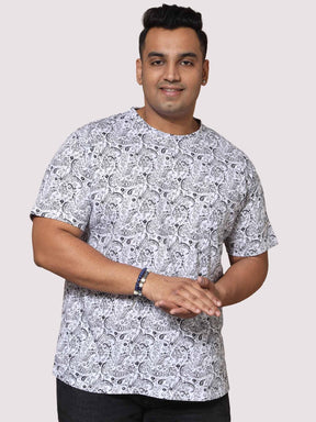 Men Plus Size Black Paisley Digital Printed Round Neck T-Shirt - Guniaa Fashions