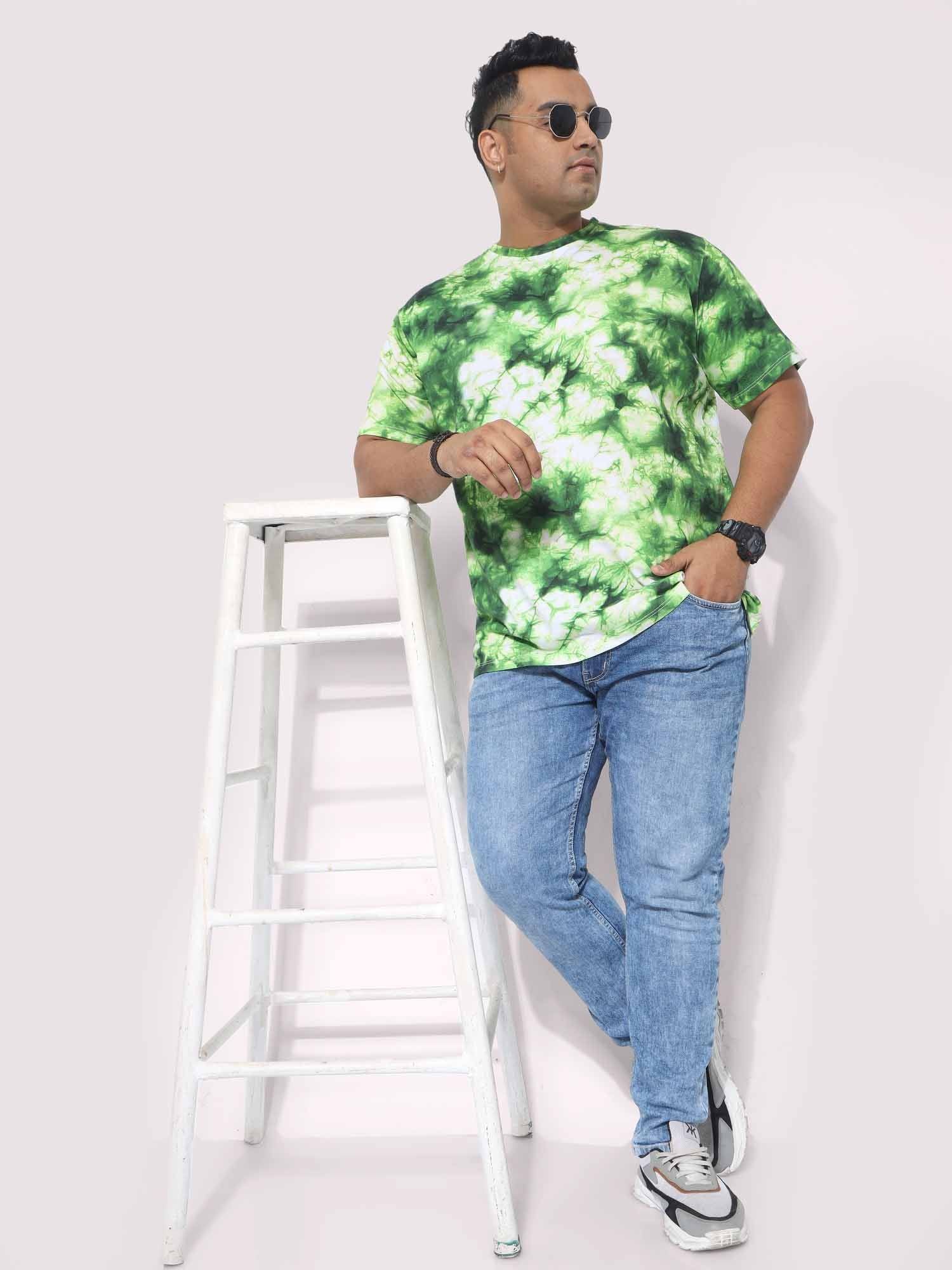 Men Plus Size Green Tie Dye Texture Digital Printed Round Neck T-Shirt - Guniaa Fashions