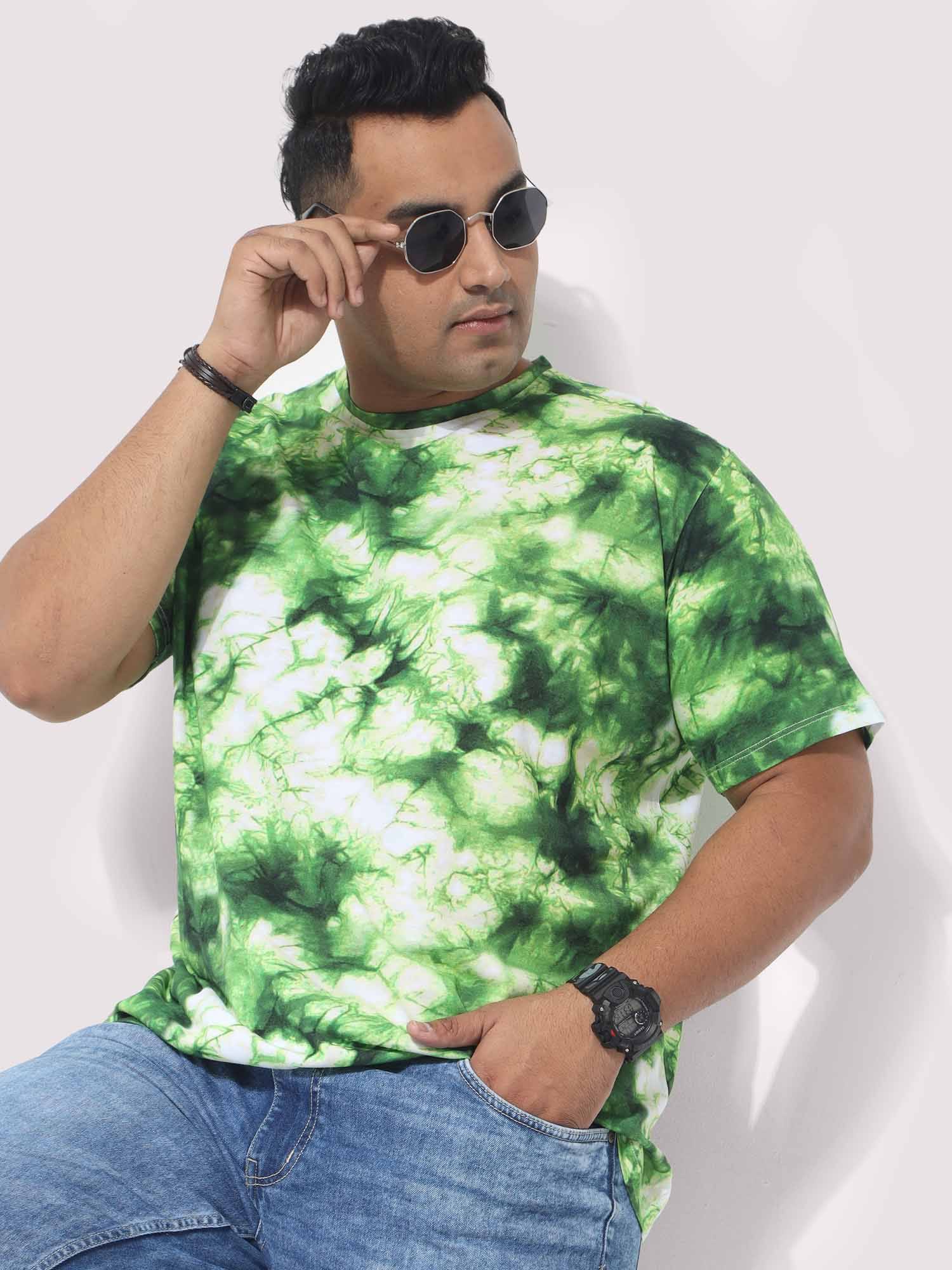 Men Plus Size Green Tie Dye Texture Digital Printed Round Neck T-Shirt - Guniaa Fashions