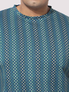 Men Plus Size Matrix Digital Printed Round Neck T-Shirt - Guniaa Fashions