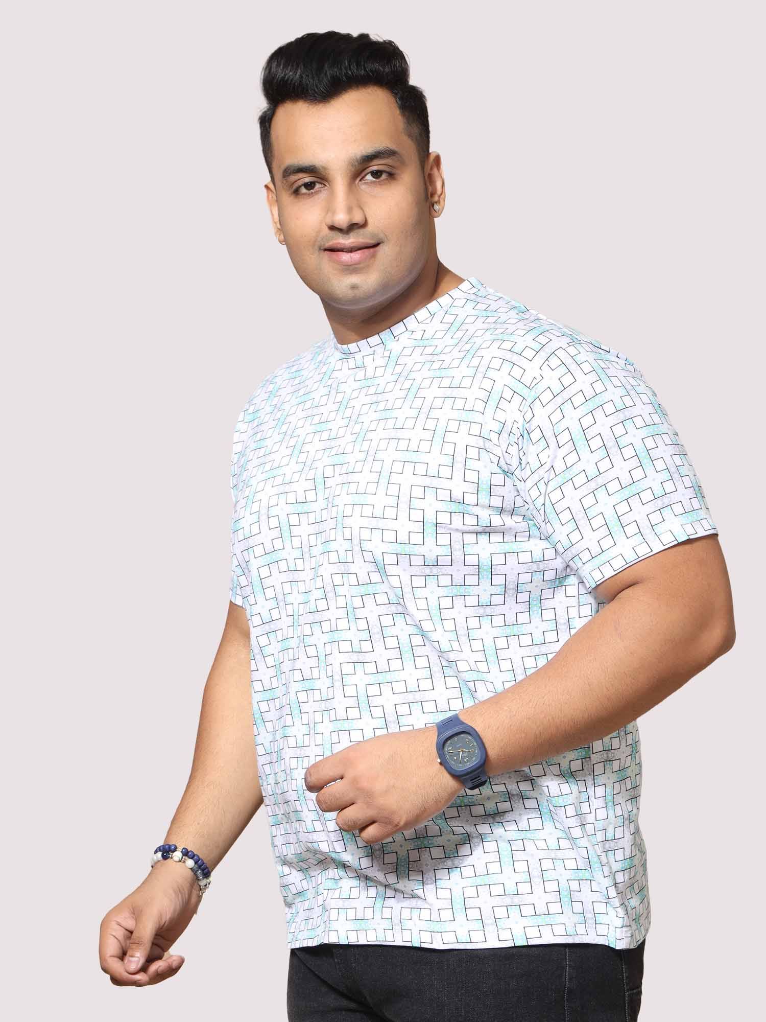 Men Plus Size White Grey Connecting Checks Digital Printed Round Neck T-Shirt - Guniaa Fashions